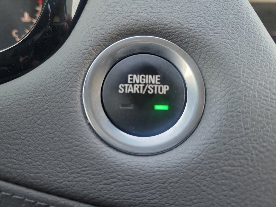 2022 Cadillac XT5 FWD Premium Luxury