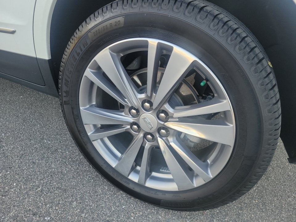 2022 Cadillac XT5 FWD Premium Luxury