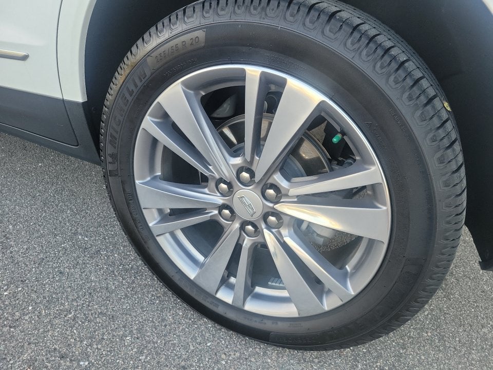 2022 Cadillac XT5 FWD Premium Luxury