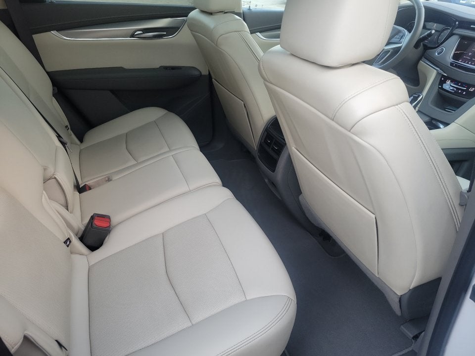 2022 Cadillac XT5 FWD Premium Luxury