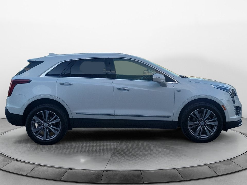 2022 Cadillac XT5 FWD Premium Luxury