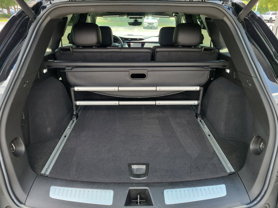 2022 Cadillac XT5 FWD Premium Luxury