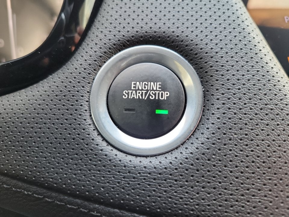 2022 Cadillac XT5 FWD Premium Luxury