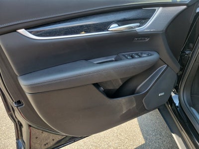2022 Cadillac XT5 FWD Premium Luxury