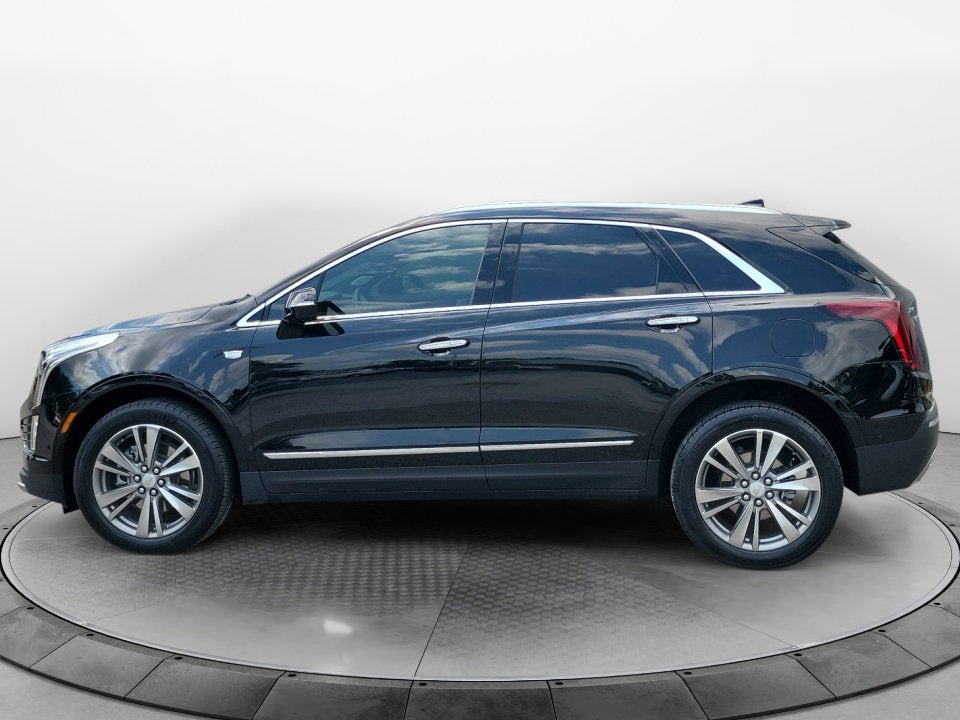 2022 Cadillac XT5 FWD Premium Luxury