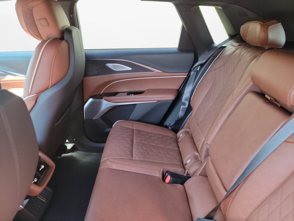 2027 Cadillac LYRIQ Signature Luxury
