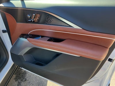 2027 Cadillac LYRIQ Signature Luxury