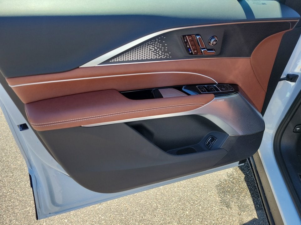 2027 Cadillac LYRIQ Signature Luxury