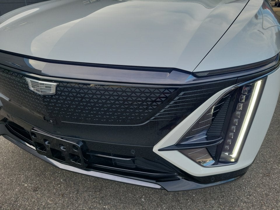 2024 Cadillac LYRIQ Sport 1
