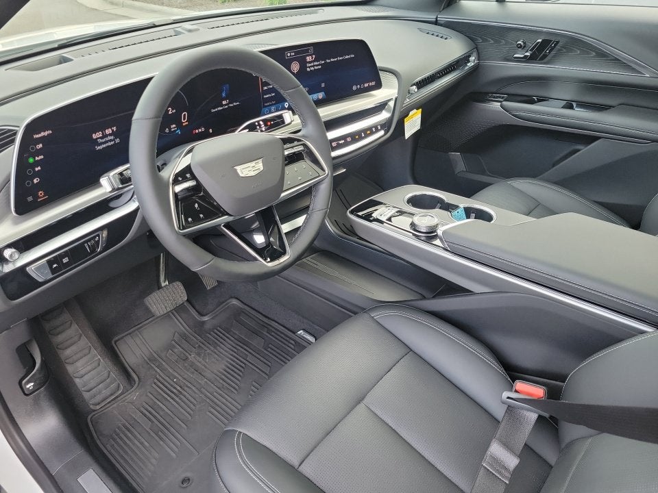 2024 Cadillac LYRIQ Sport 1