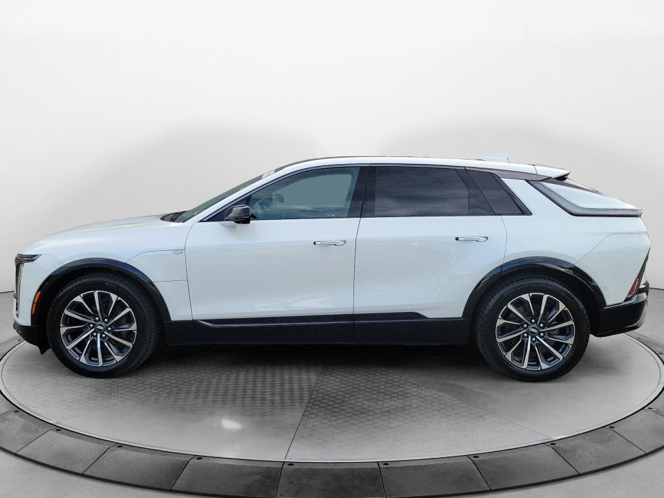 2024 Cadillac LYRIQ Sport 1