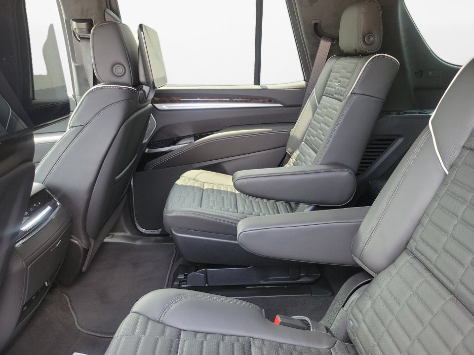2026 Cadillac Escalade Platinum Luxury