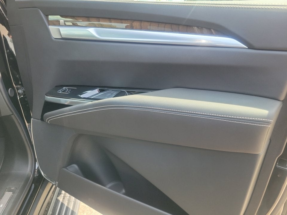 2026 Cadillac Escalade Platinum Luxury
