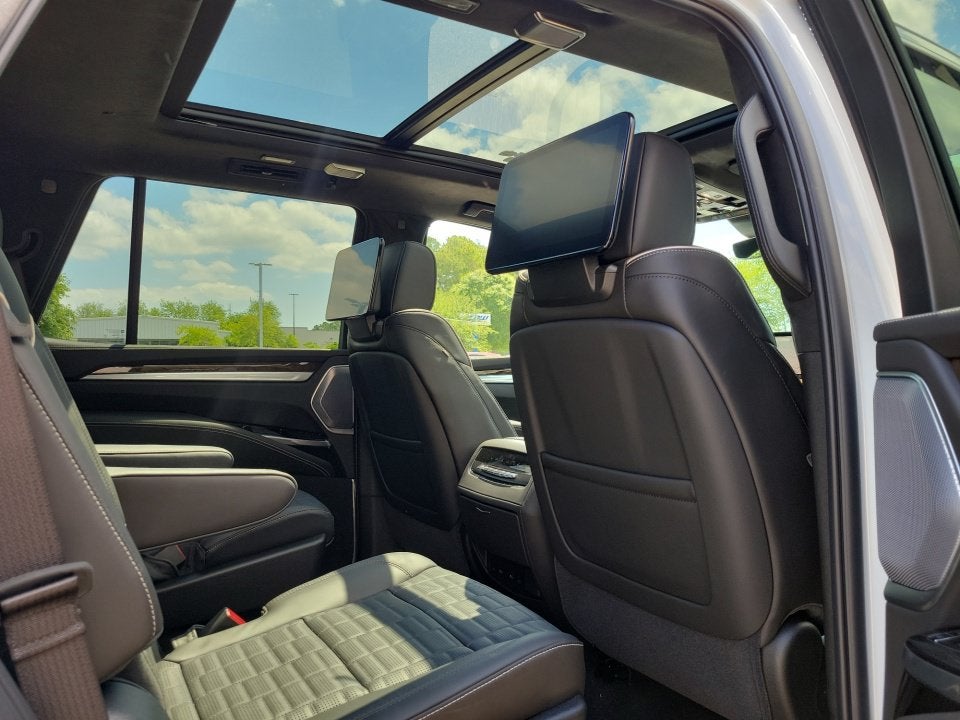2026 Cadillac Escalade Platinum Luxury