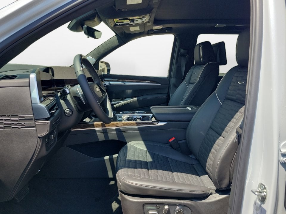 2026 Cadillac Escalade Platinum Luxury