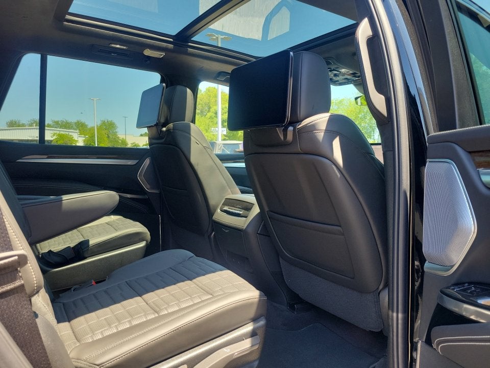 2026 Cadillac Escalade Platinum Luxury