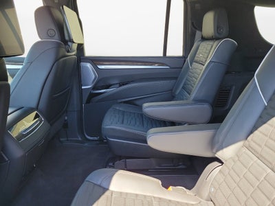 2026 Cadillac Escalade ESV Platinum Luxury
