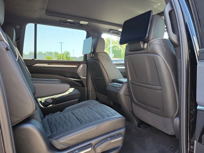 2026 Cadillac Escalade ESV Platinum Luxury