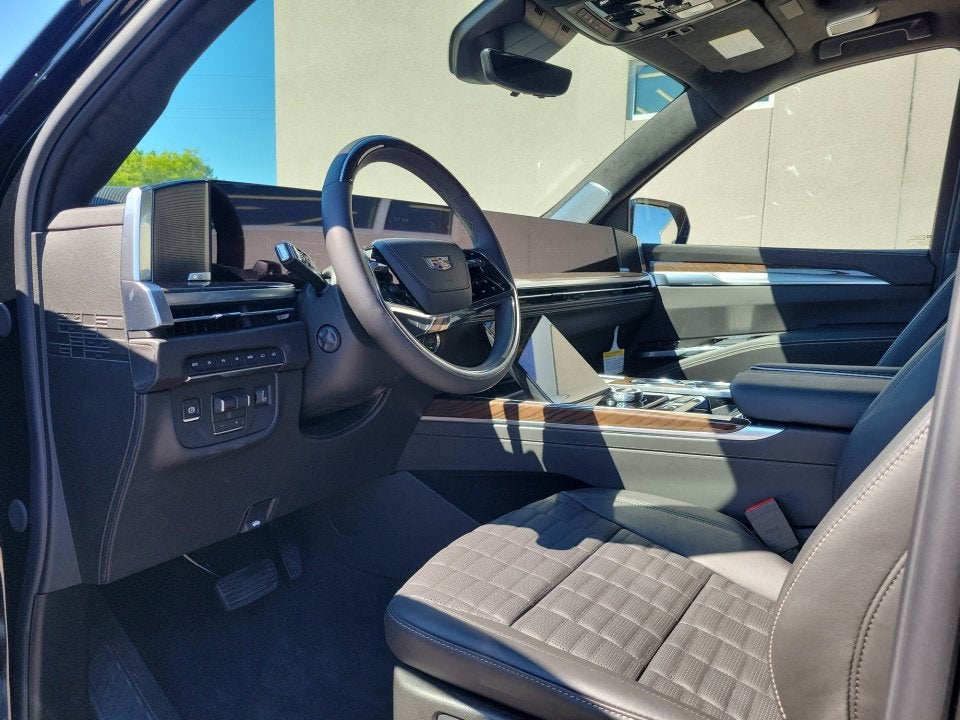 2026 Cadillac Escalade ESV Platinum Luxury