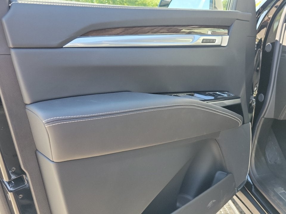 2026 Cadillac Escalade ESV Platinum Luxury