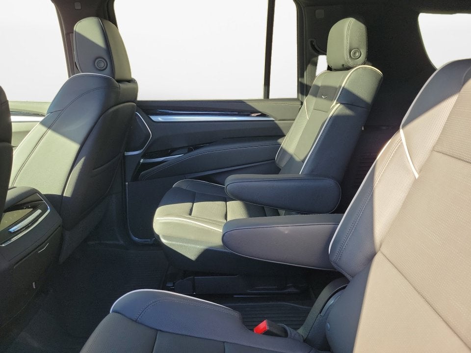 2027 Cadillac Escalade ESV 4WD Sport