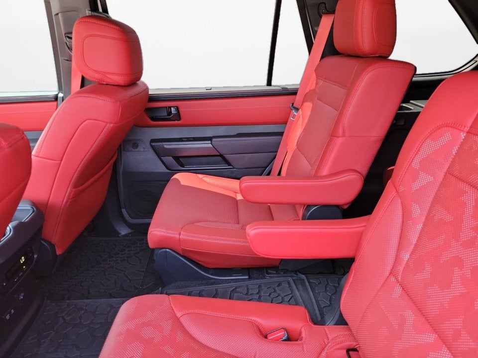 2025 Toyota Sequoia SR5