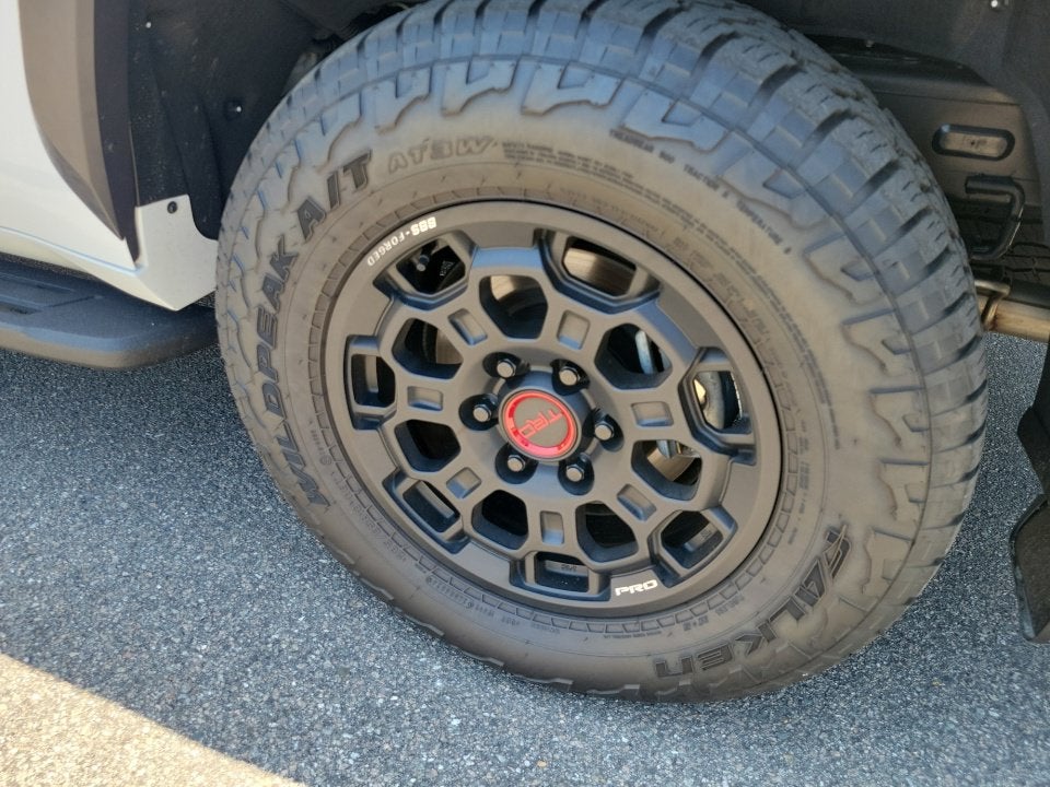 2025 Toyota Sequoia SR5